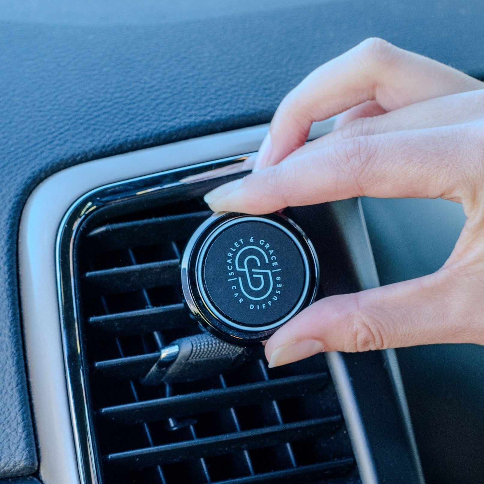 Transform Your Car with 5 Refreshing Car Diffuser Scents – Scarlet & Grace