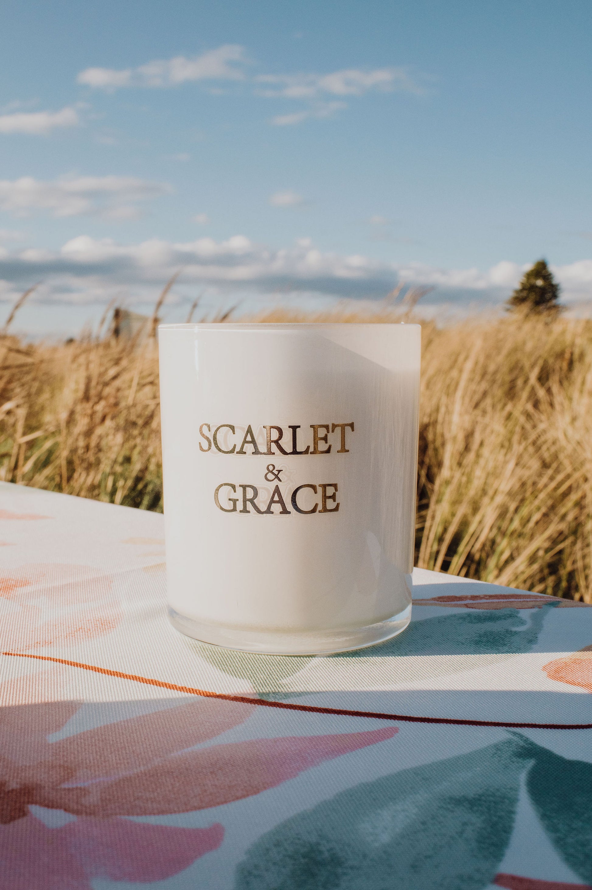 Whitehaven Beach - 340gm Soy Wax Candle - Scarlet & Grace